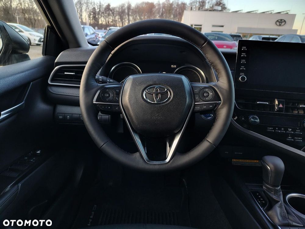 Toyota Camry - 11