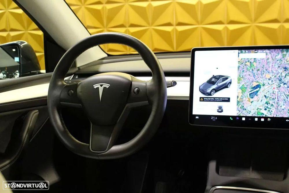 Tesla Model Y Long Range Tração Integral - 24