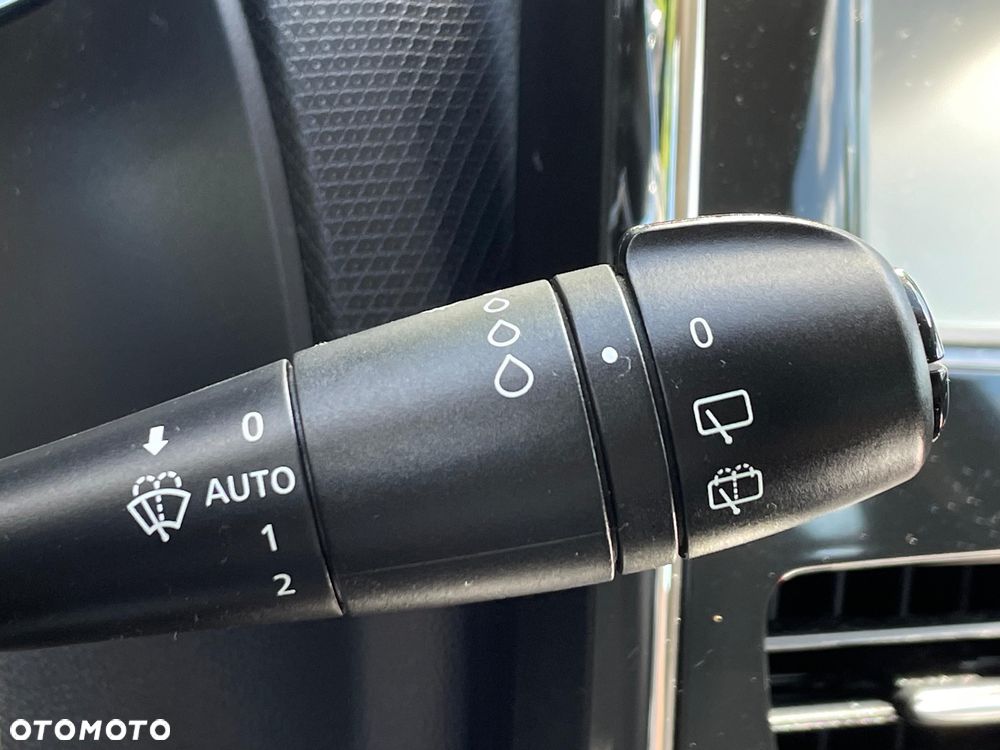 Renault Clio Energy dCi 90 Start & Stop LIMITED - 24