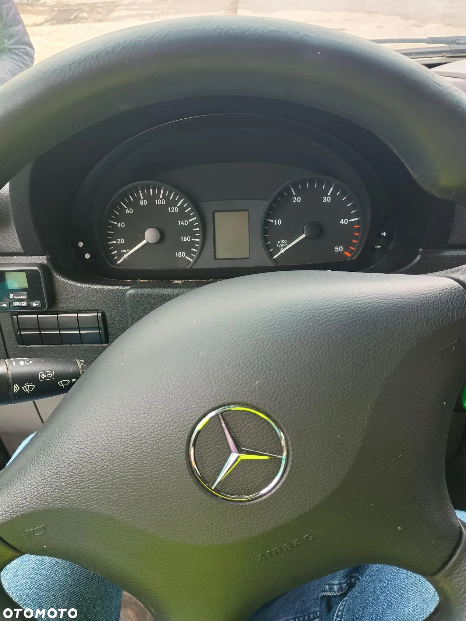 Mercedes-Benz SPRINTER - 4