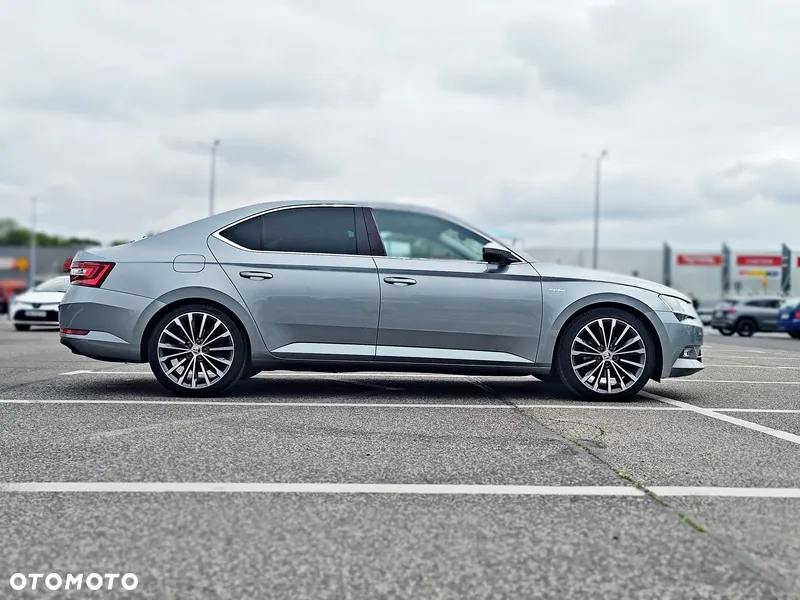 Skoda Superb 1.8 TSI L&K DSG - 8