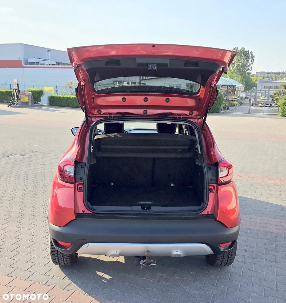 Renault Captur TCe 120 EDC Helly Hansen - 9
