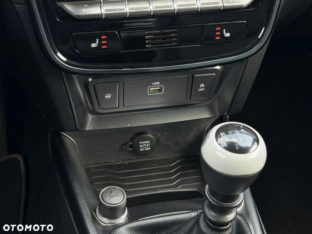 SsangYong/KGM Tivoli 1.2 T-GDI Quartz - 22