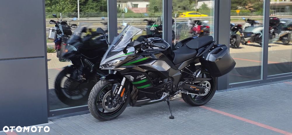 Kawasaki Ninja 1000 SX - 24