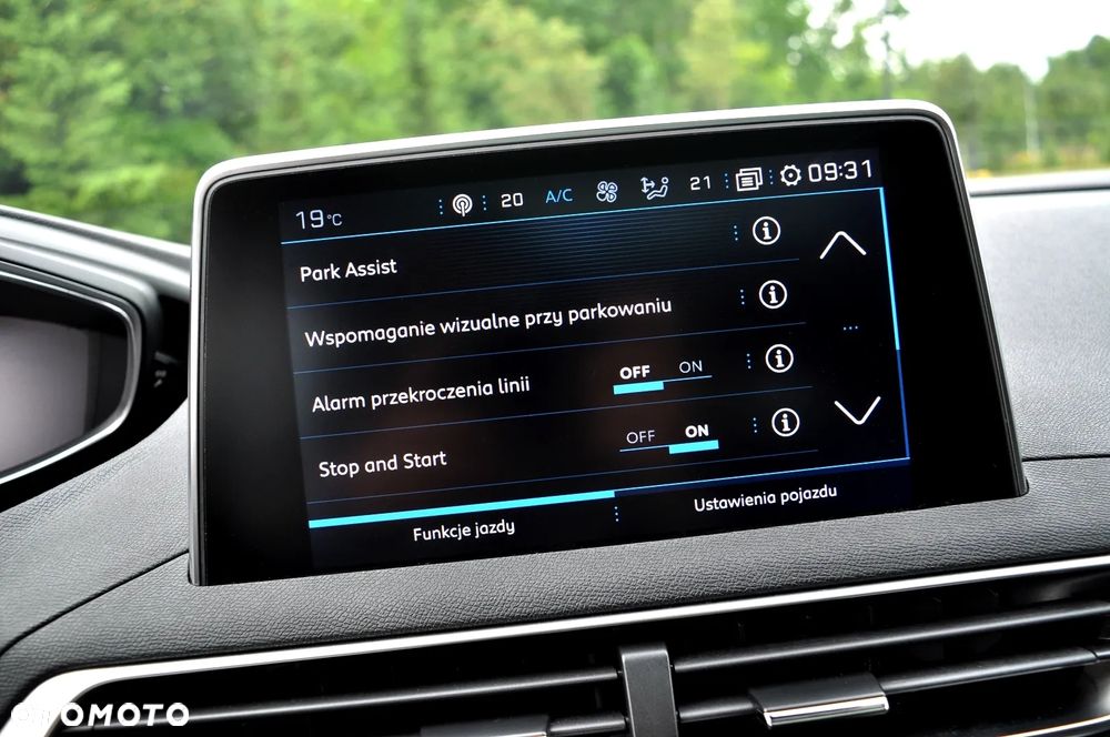 Peugeot 5008 1.2 PureTech Allure S&S - 28