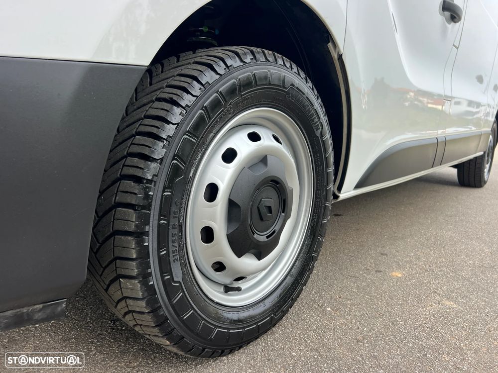 Renault Trafic 2.0 BlueDci Longa L2H1 130 cv Gran Confort GPS - 31