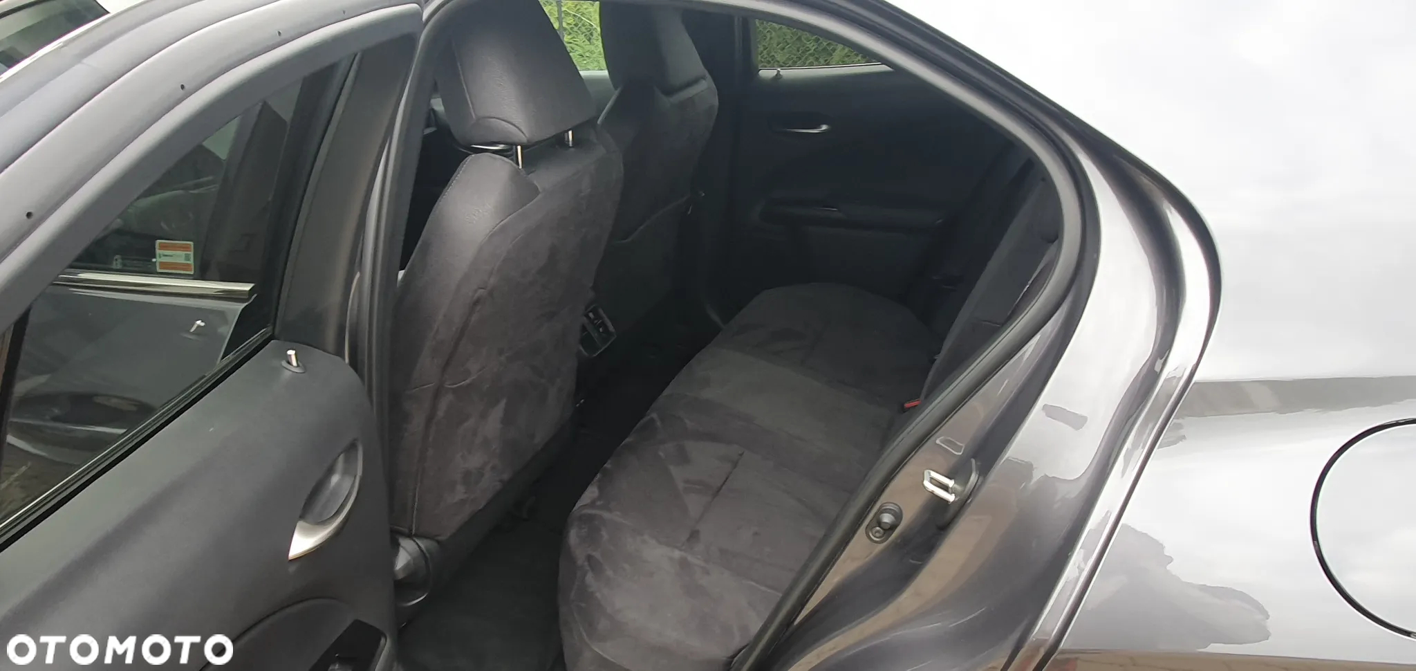Lexus UX 200 GPF Business 2WD - 19