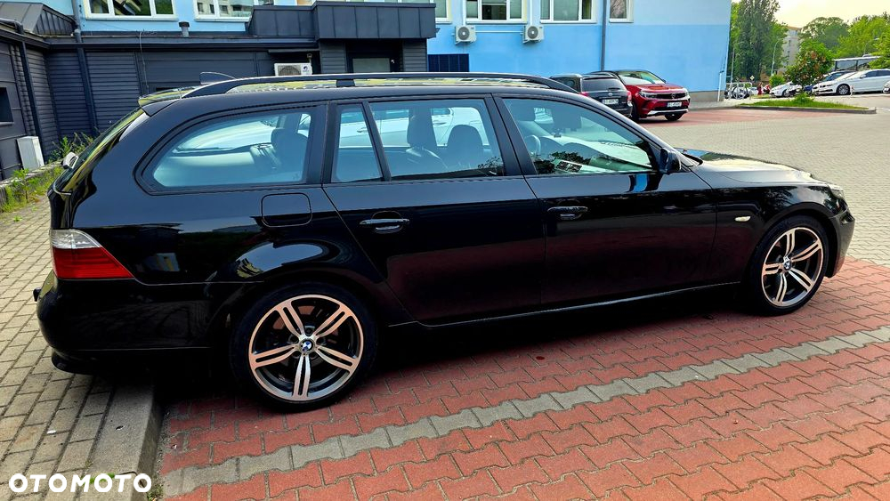 BMW Seria 5 520d - 5