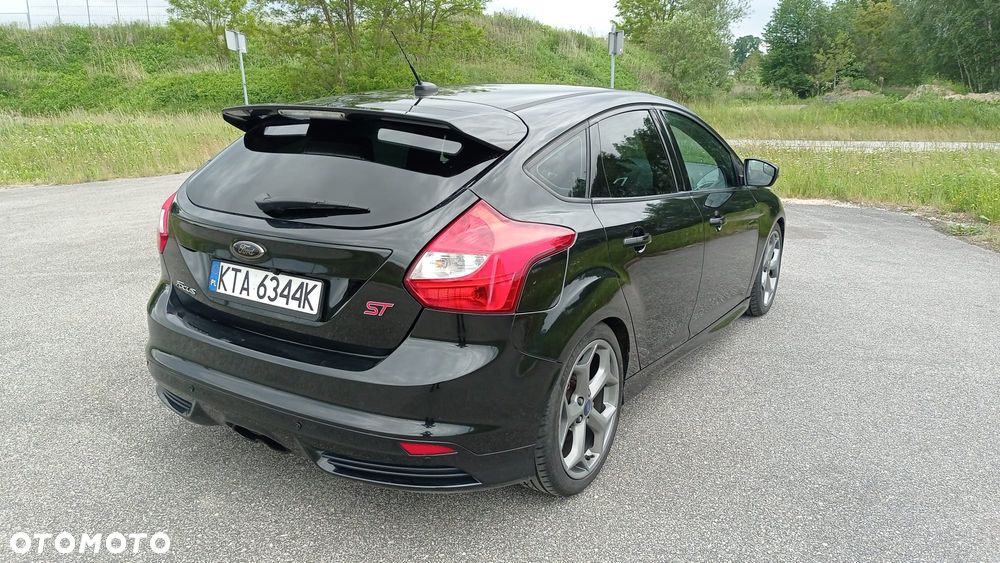 Ford Focus ST - 6