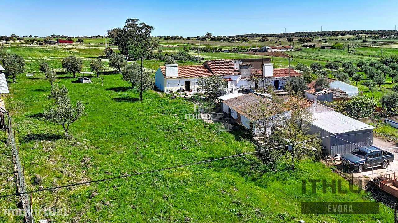 Moradia T2 inserido em terreno com 2410 m2 -  São Bento do Cortiço - Grande imagem: 2/18