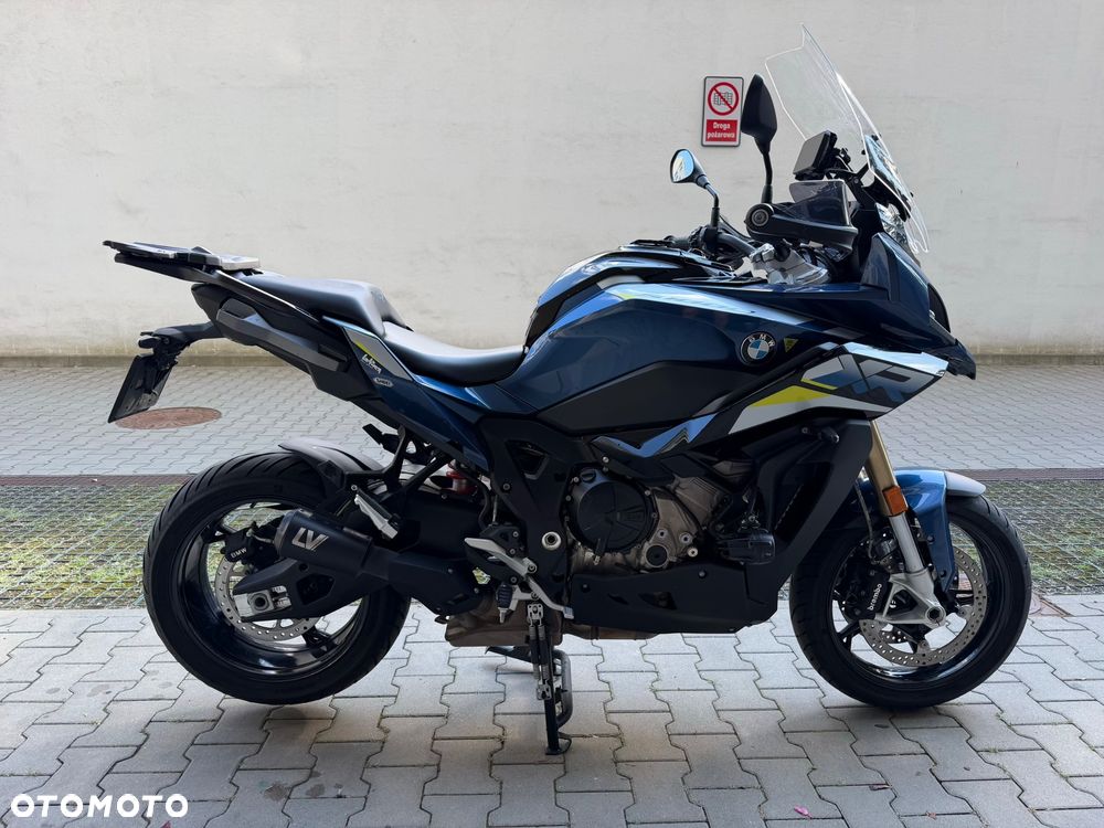 BMW XR - 19