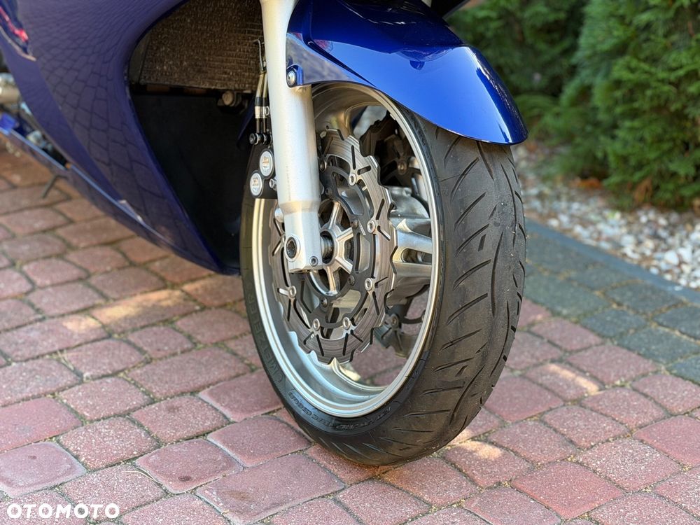 Yamaha FJR - 20