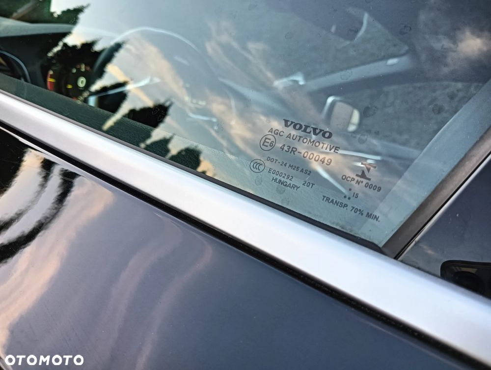 Volvo V40 - 30