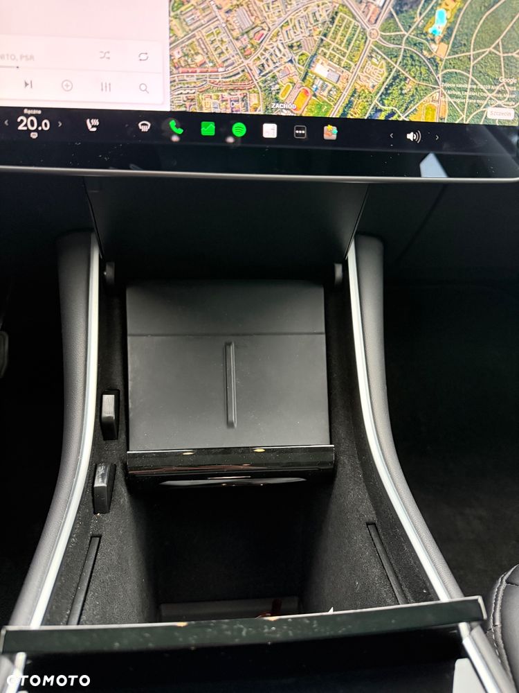 Tesla Model 3 Standard Range Plus - 25