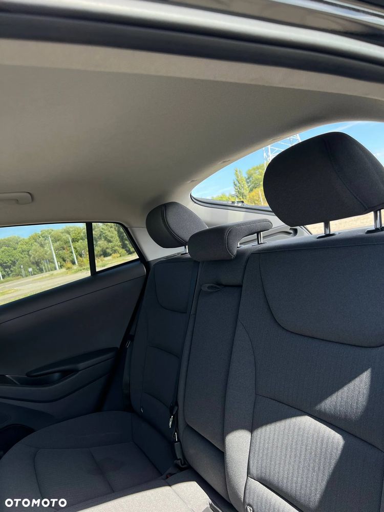 Hyundai IONIQ - 24