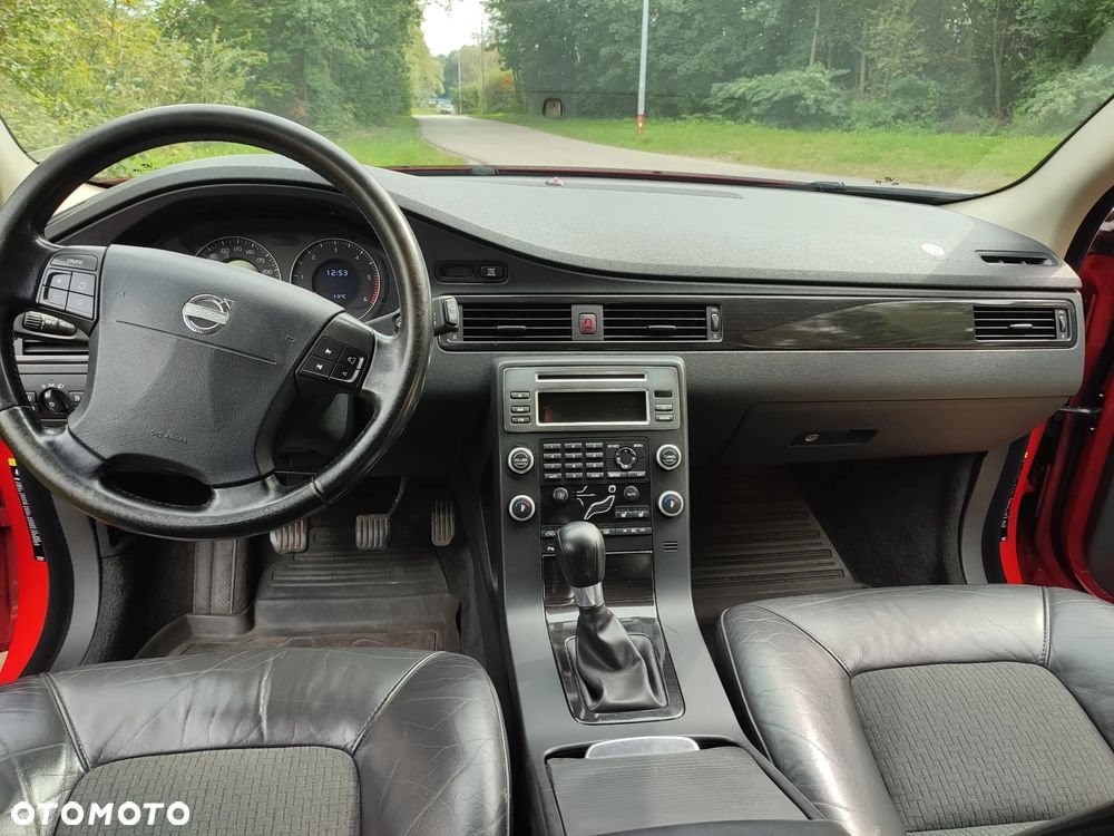 Volvo V70 2.4D Summum - 5