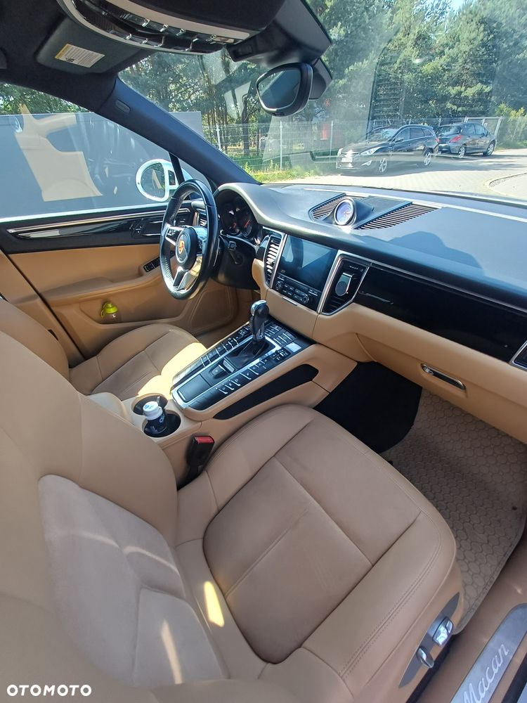 Porsche Macan Standard - 28