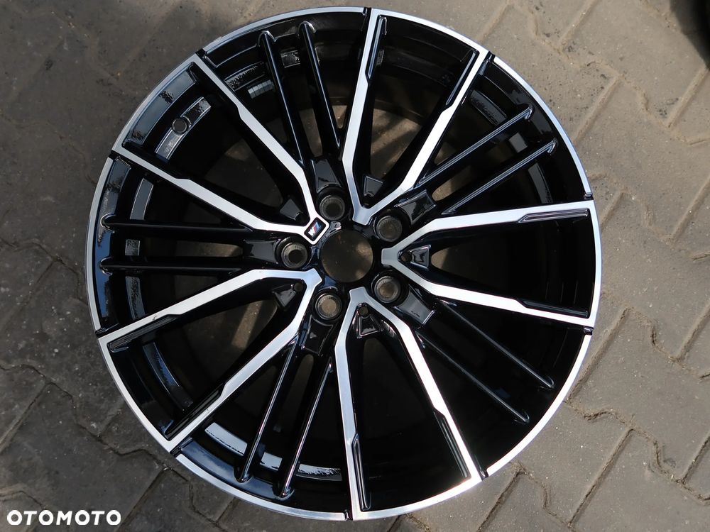 W6  Felga BMW 8092356 8x19 et54 Bardzo Ładna - 1