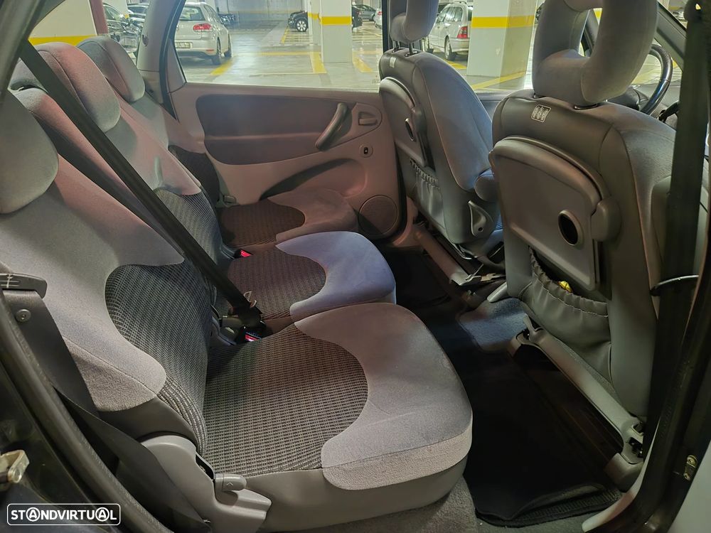 Citroën Xsara Picasso 1.6 HDi Exclusi. - 29