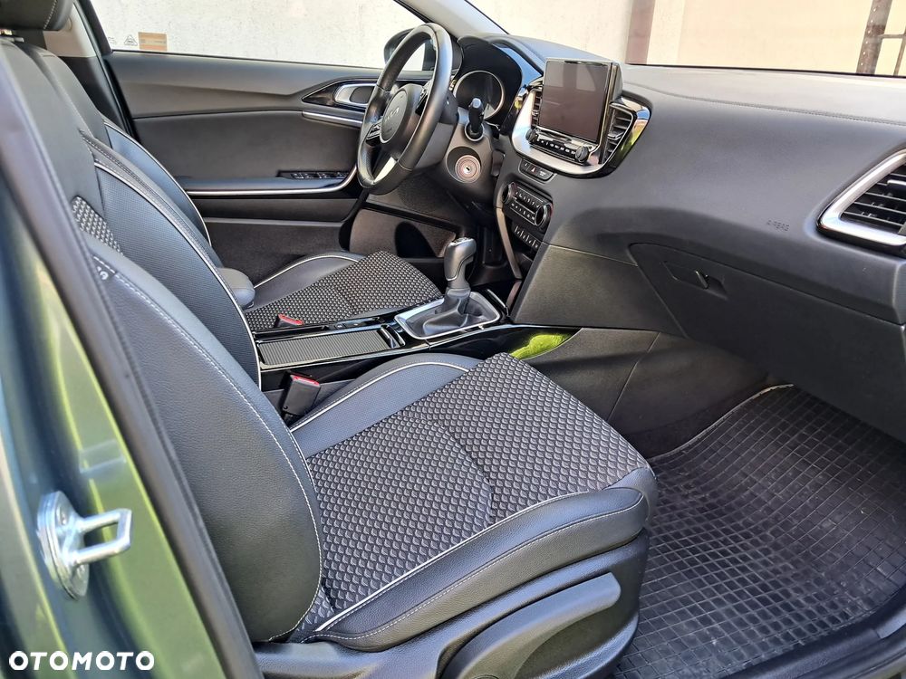 Kia Ceed 1.5 T-GDI Business Line - 13