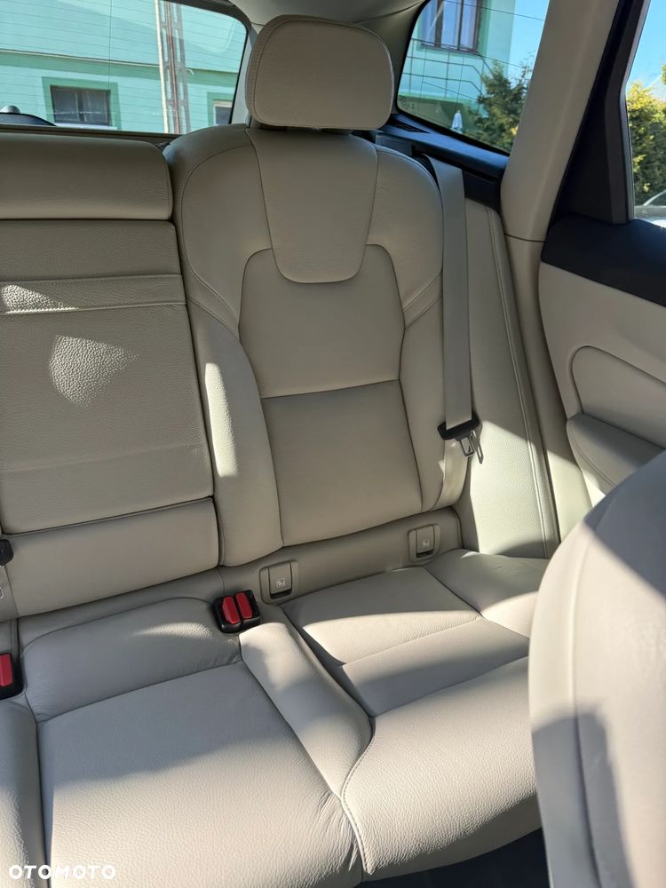Volvo XC 60 D4 Inscription - 17