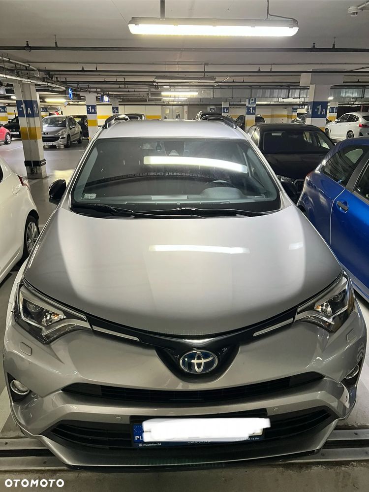 Toyota RAV4 Hybrid Selection 4x2 - 18