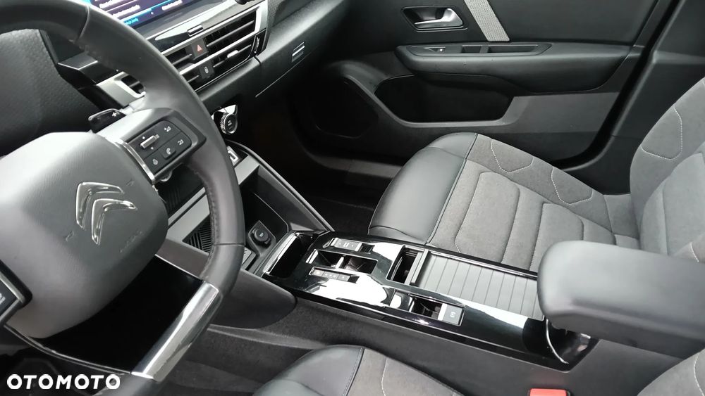 Citroën C4 BlueHDi 130 Stop&Start EAT8 FEEL PACK - 31