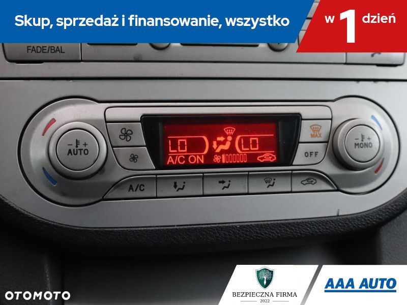 Ford Kuga - 18