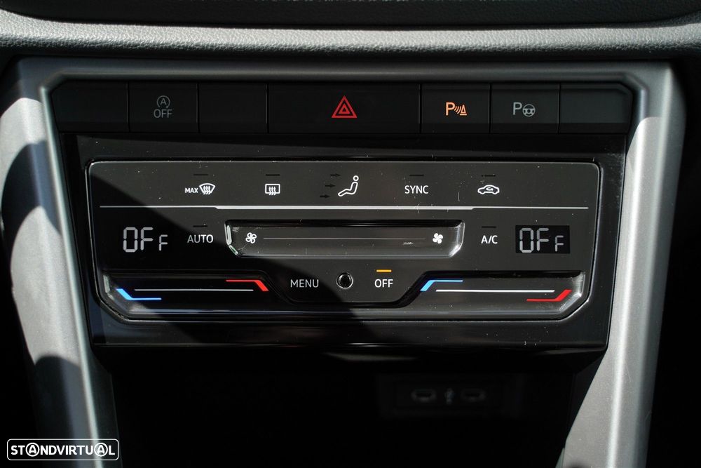 VW T-Roc 1.0 TSI Life - 25