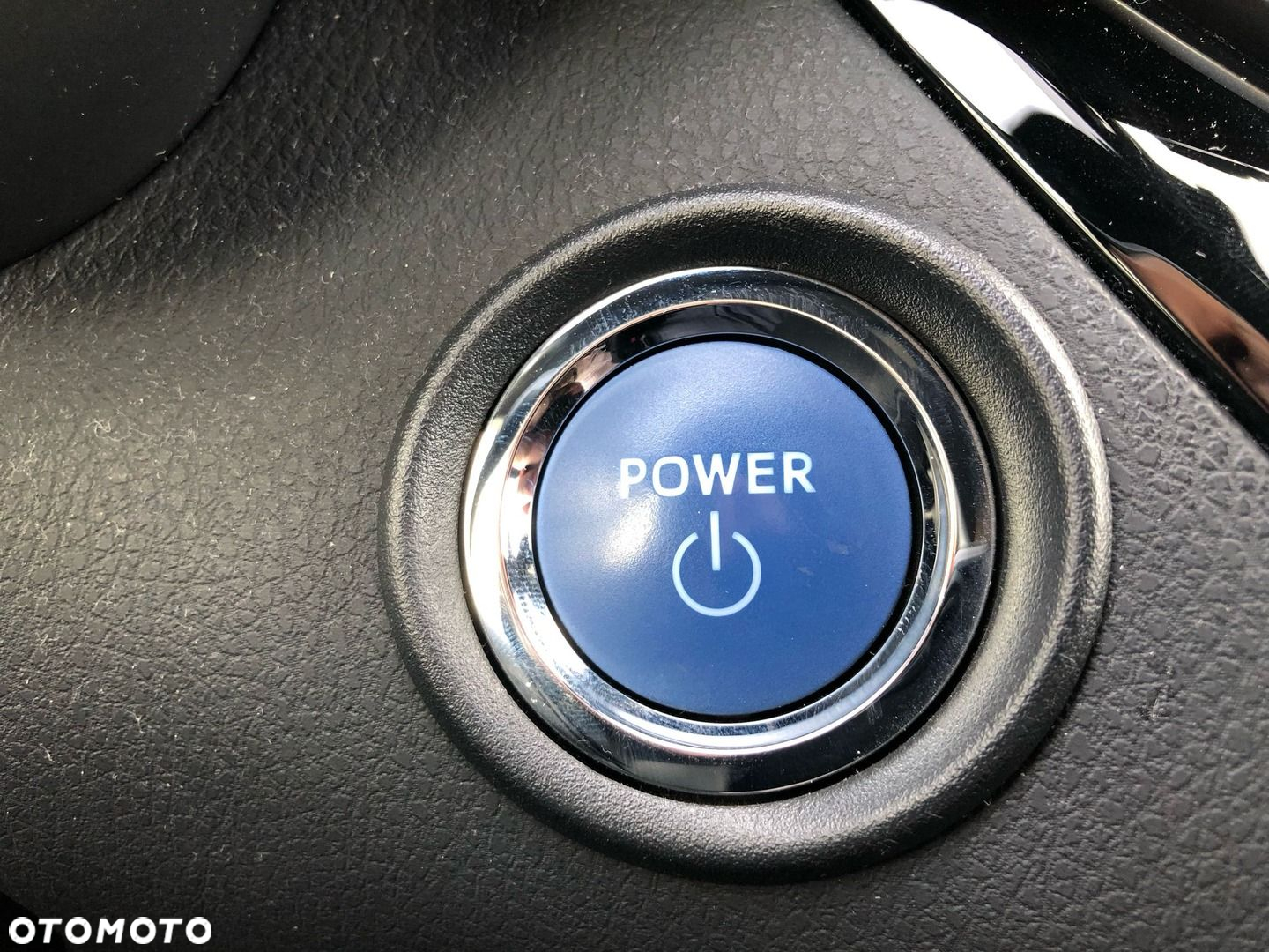 Toyota C-HR - 32