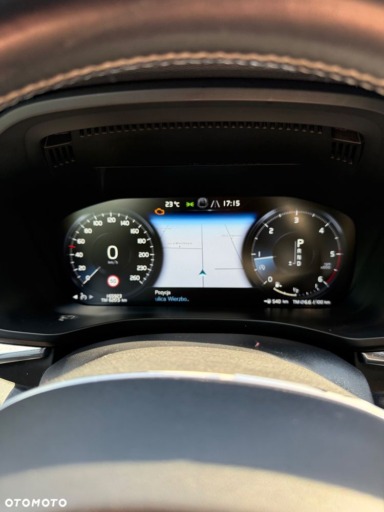 Volvo XC 60 D4 SCR R-Design - 12