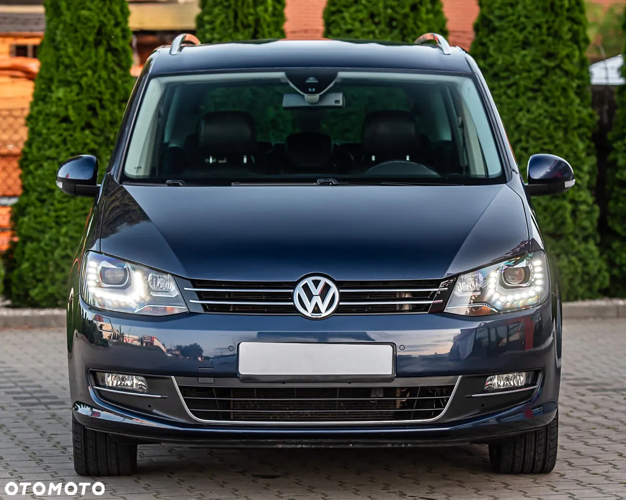 Volkswagen Sharan 2.0 TDI Highline DSG - 2