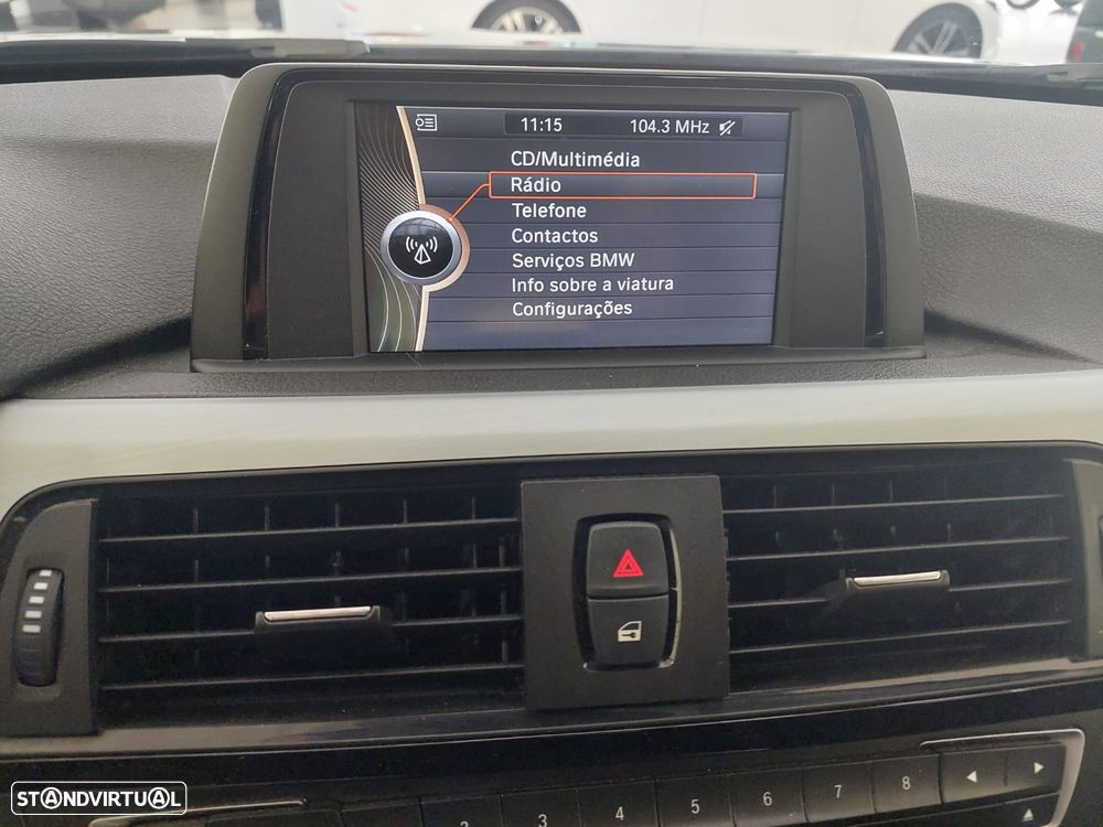 BMW 320 d Line Sport - 14