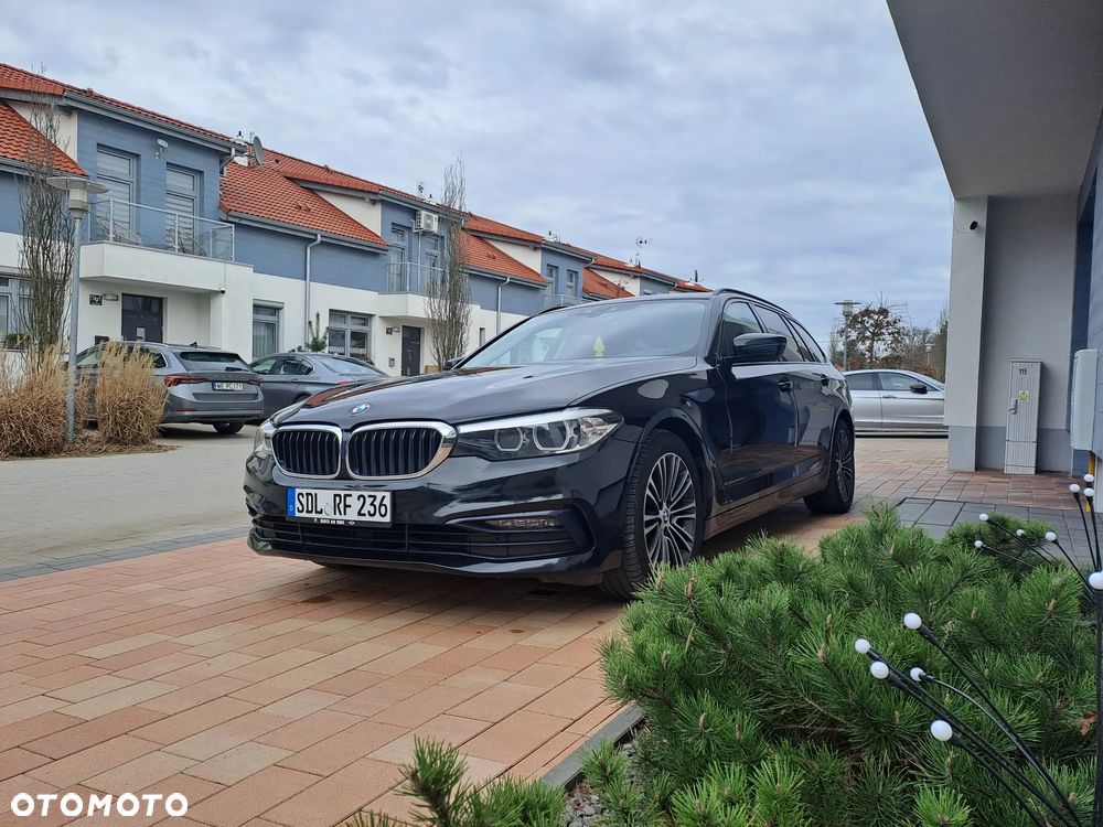 BMW Seria 5 530d xDrive Sport Line - 1