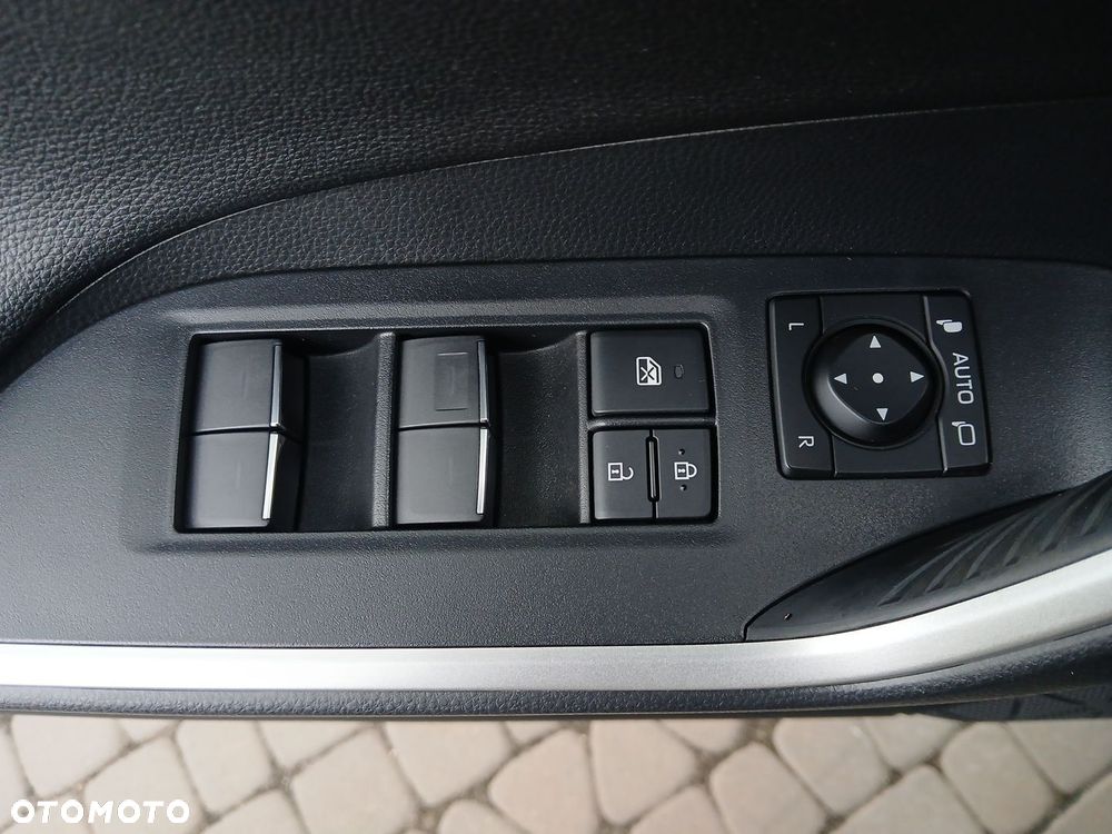 Toyota RAV4 - 23