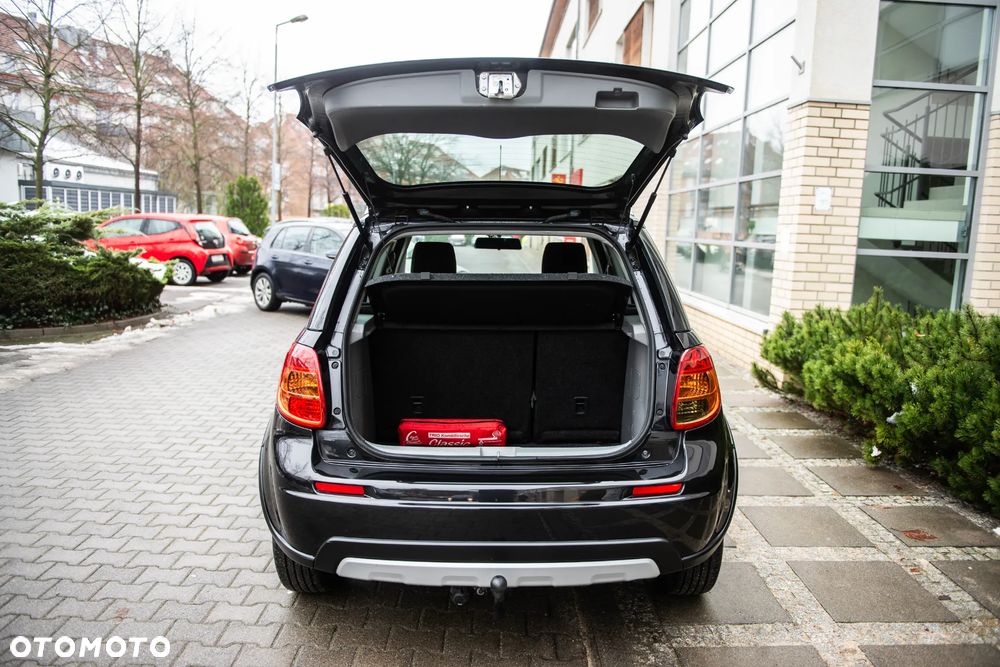 Suzuki SX4 1.6 Premium - 8