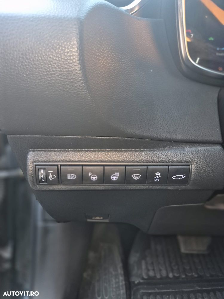 Toyota Corolla 1.8 Business Edition - 5