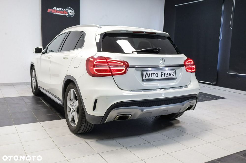 Mercedes-Benz GLA 200 7G-DCT AMG Line - 8