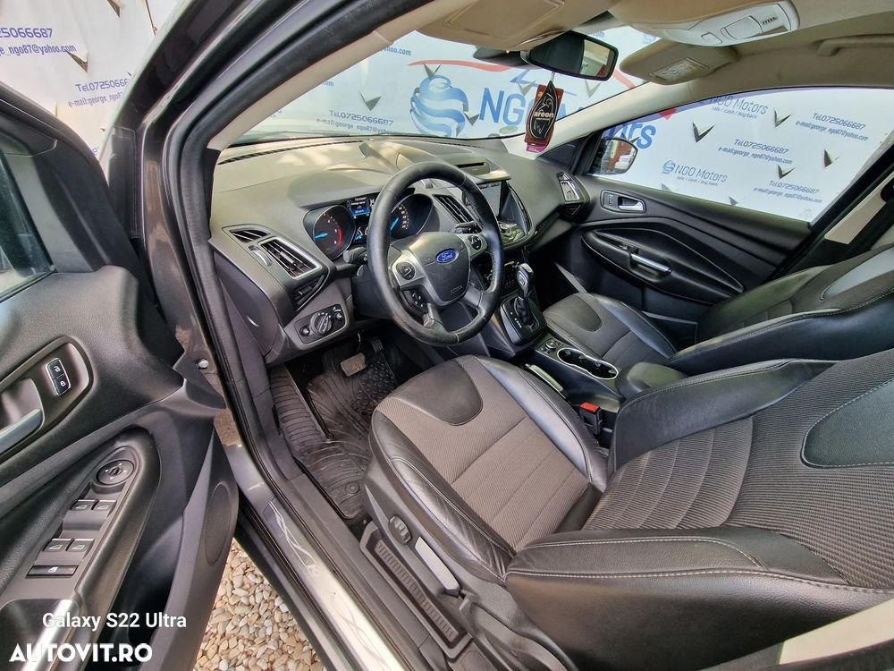 Ford Kuga 2.0 TDCi 4x4 Aut. ST-Line - 15