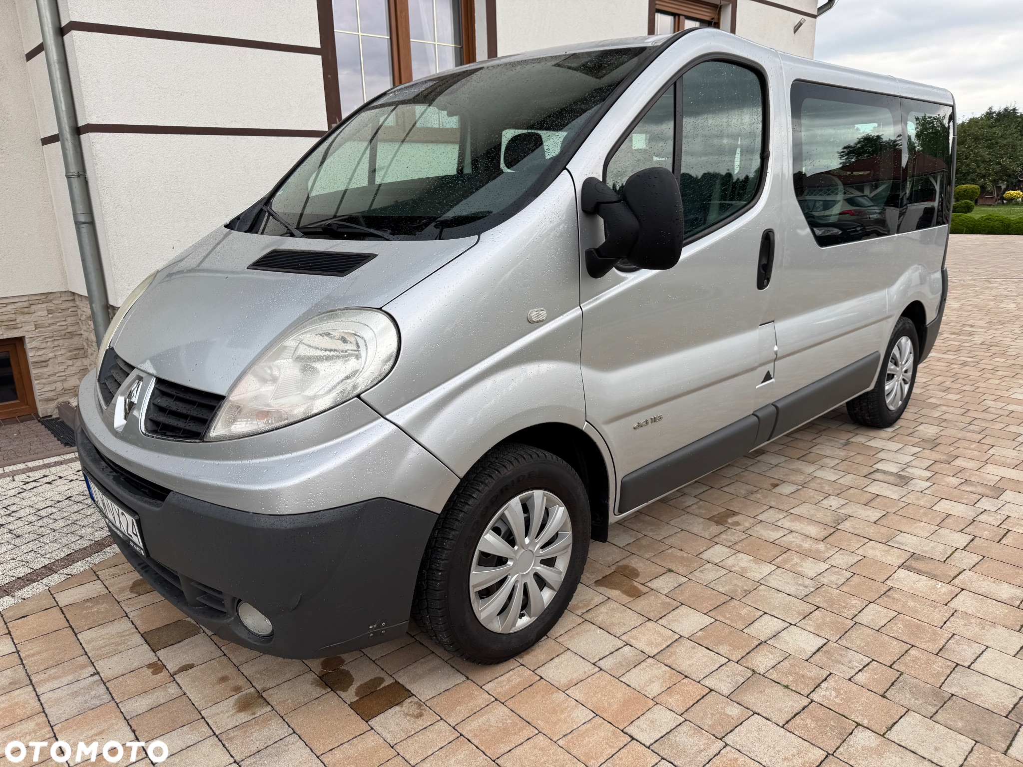 Renault Trafic 2.0 dCi 115 Combi L1H1 - 2