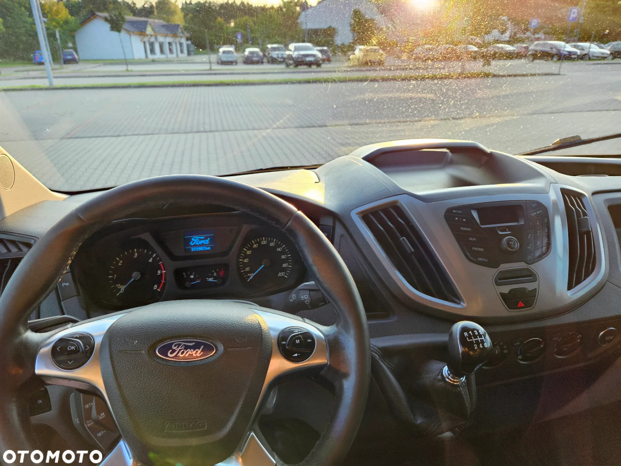 Ford Transit - 15