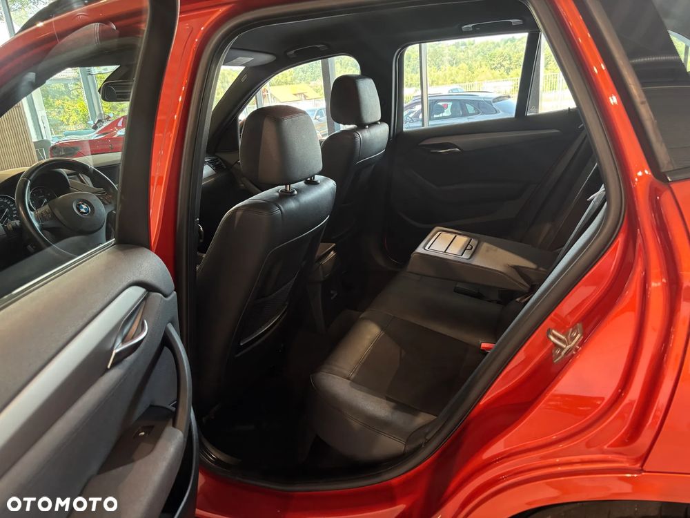 BMW X1 xDrive20d - 10