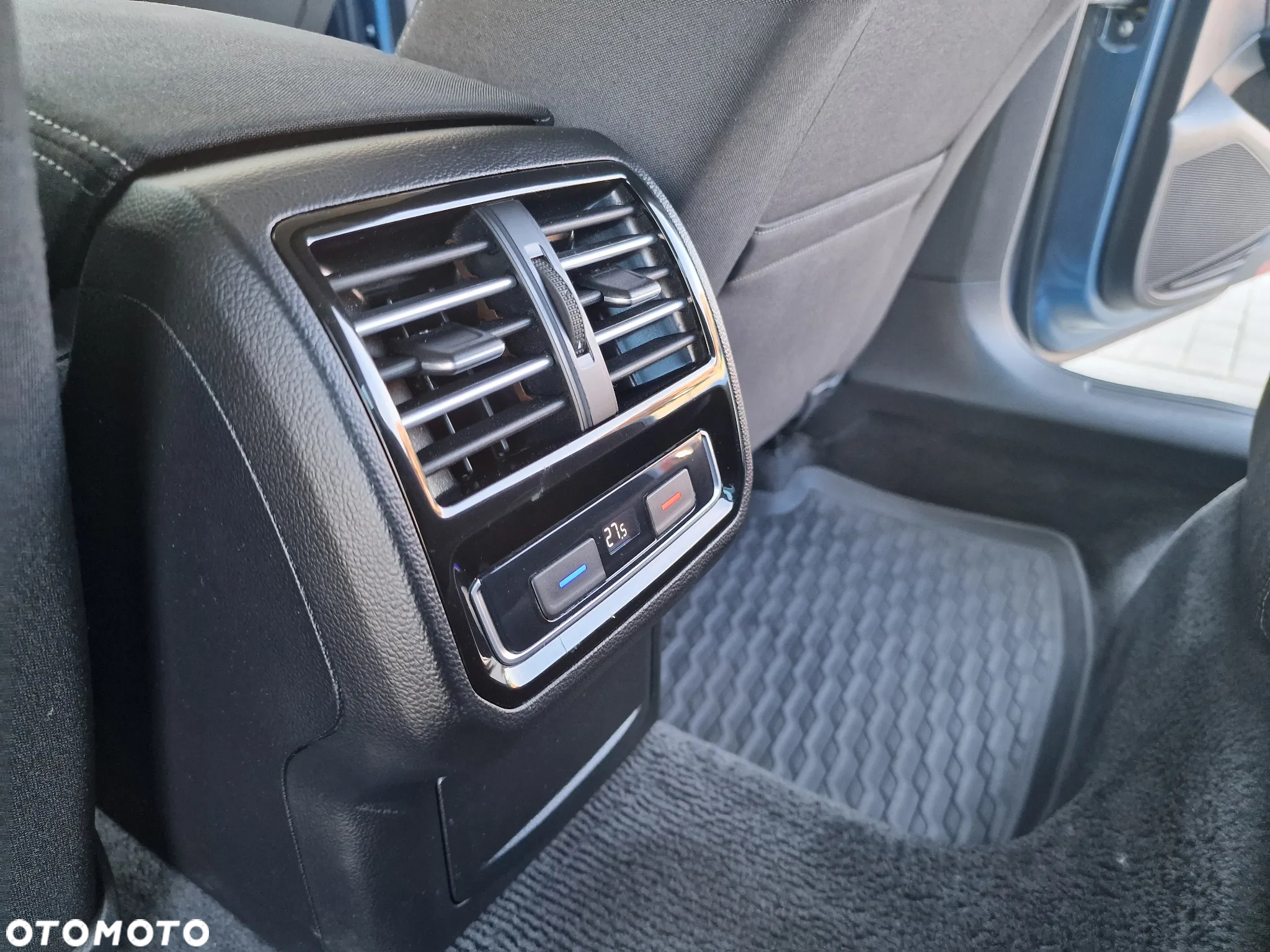 Volkswagen Passat 1.8 TSI BMT Comfortline - 25