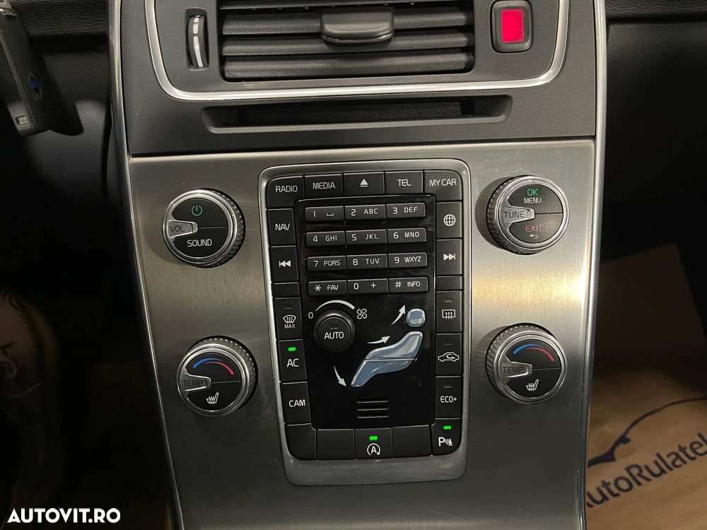 Volvo S60 D3 Geartronic Momentum - 19