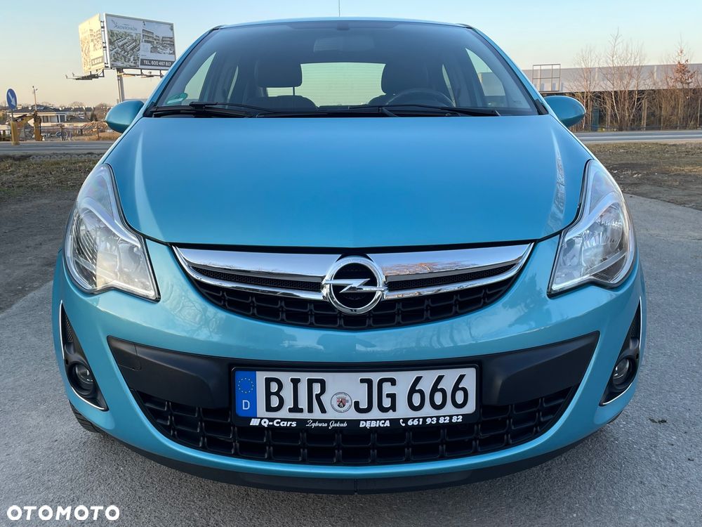 Opel Corsa 1.4 16V 150 Jahre - 2