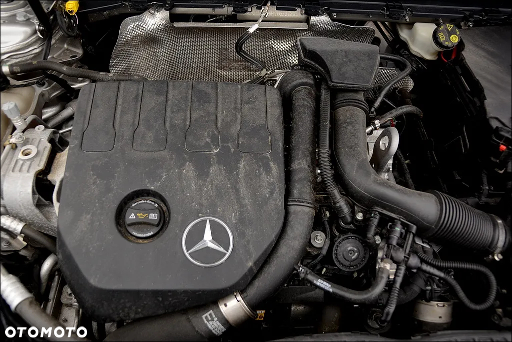 Mercedes-Benz CLA 180 Shooting Brake AMG Line - 40