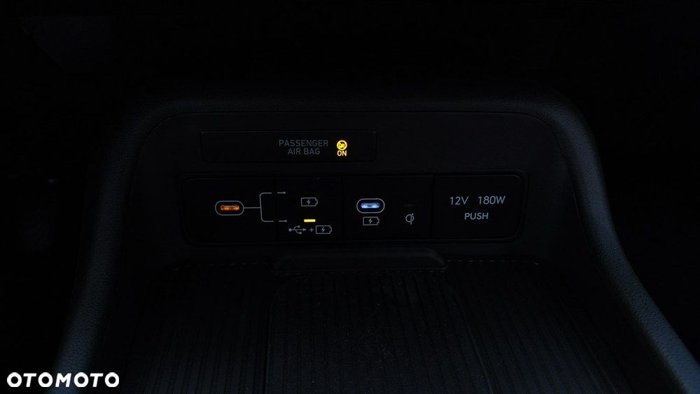 Hyundai Kona - 18