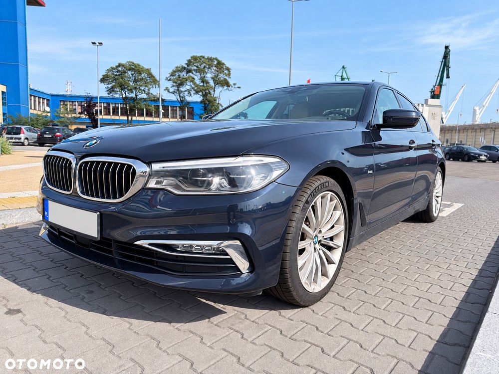 BMW Seria 5 540i Luxury Line - 10