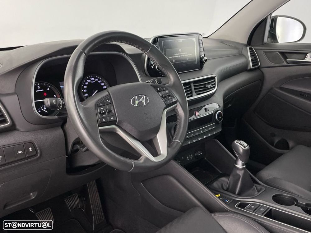 Hyundai Tucson 1.6 CRDi Premium +P.Pe+P.Style Plus - 17