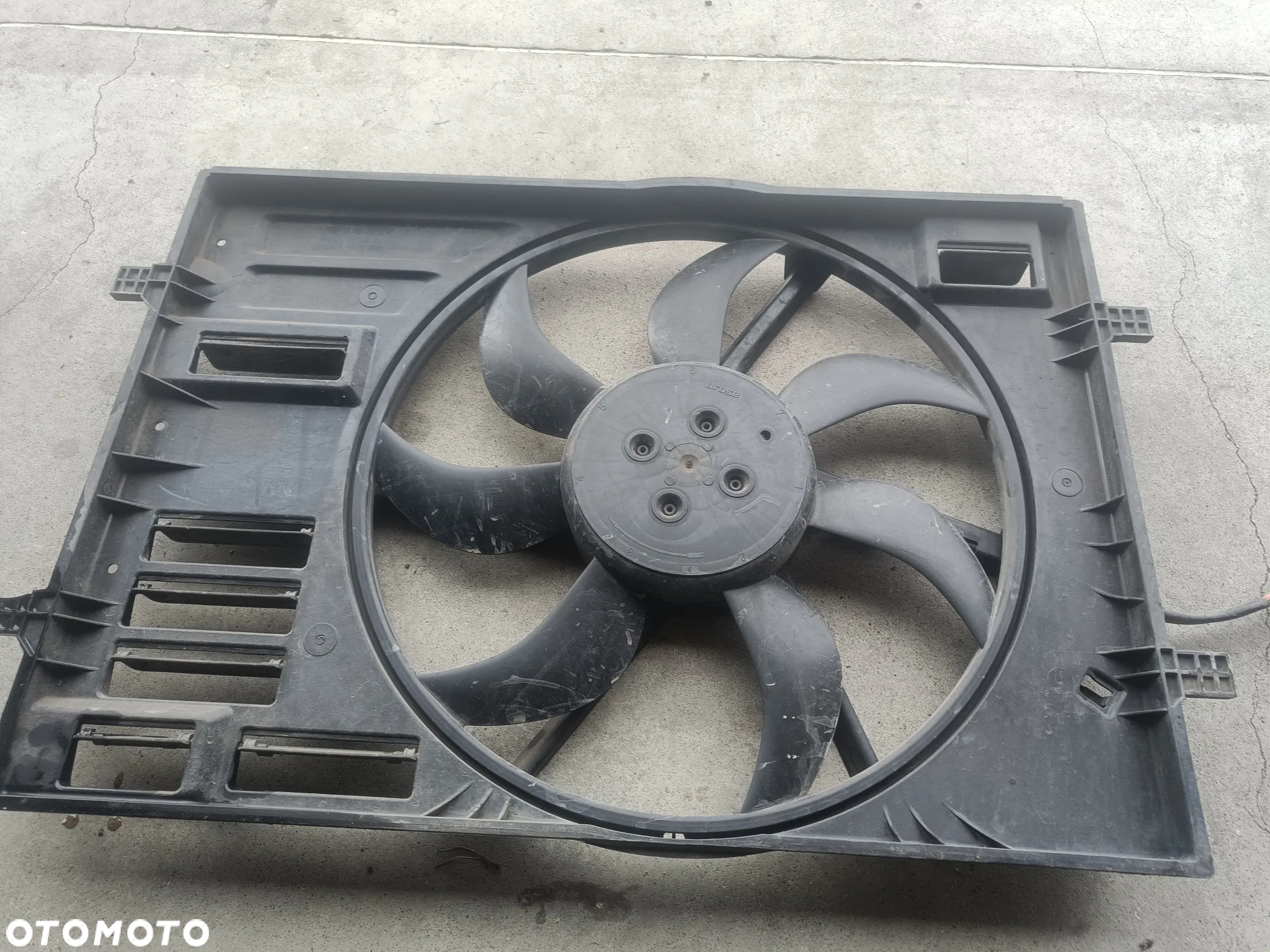 Wentylator obudowa Audi A3 Q2 Seat Leon Ateca Skoda Octavia 3 VW Golf Touran T-roc Passat 5Q0959455AN 5Q0121203CL 5Q0121205AD 5Q0121207AM - 12